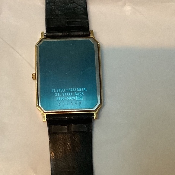 Vintage Lasalle Quartz Woman’s Watch by Seiko - Picture 4 of 5